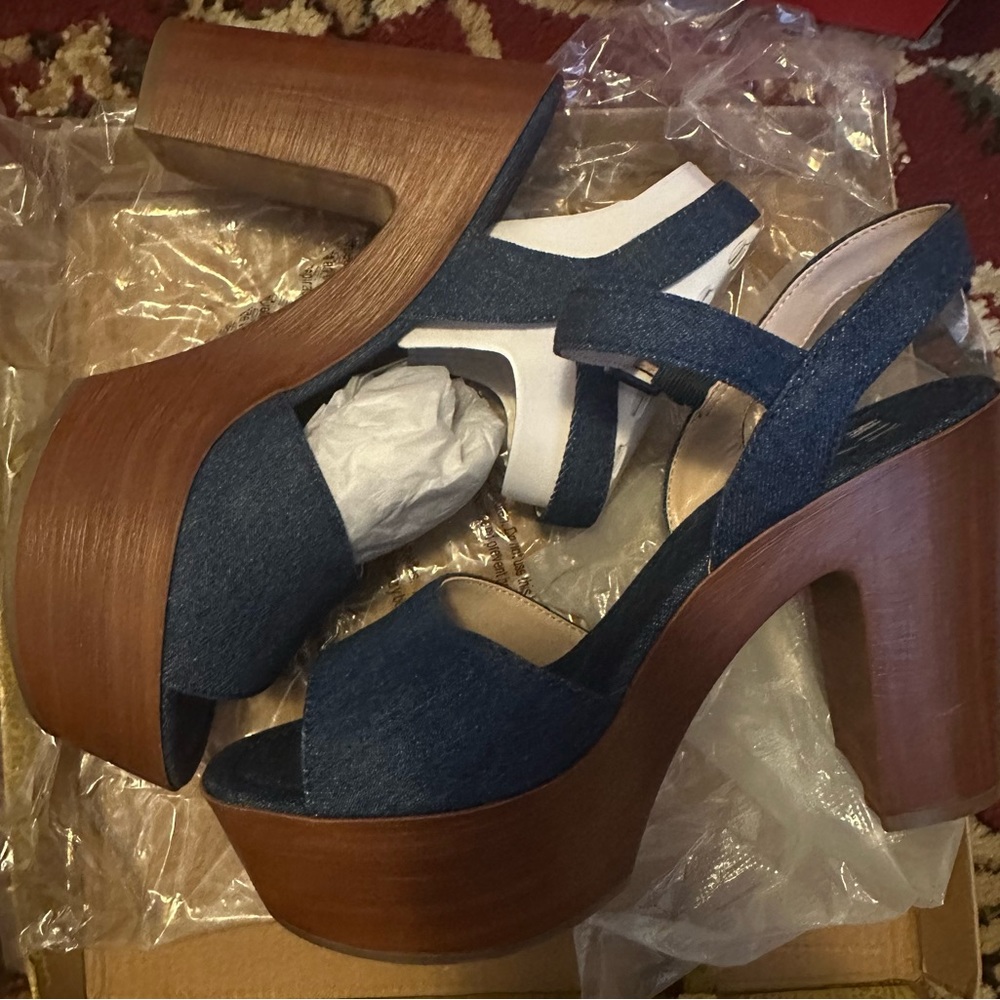 Platform Peep Toe Shoes
